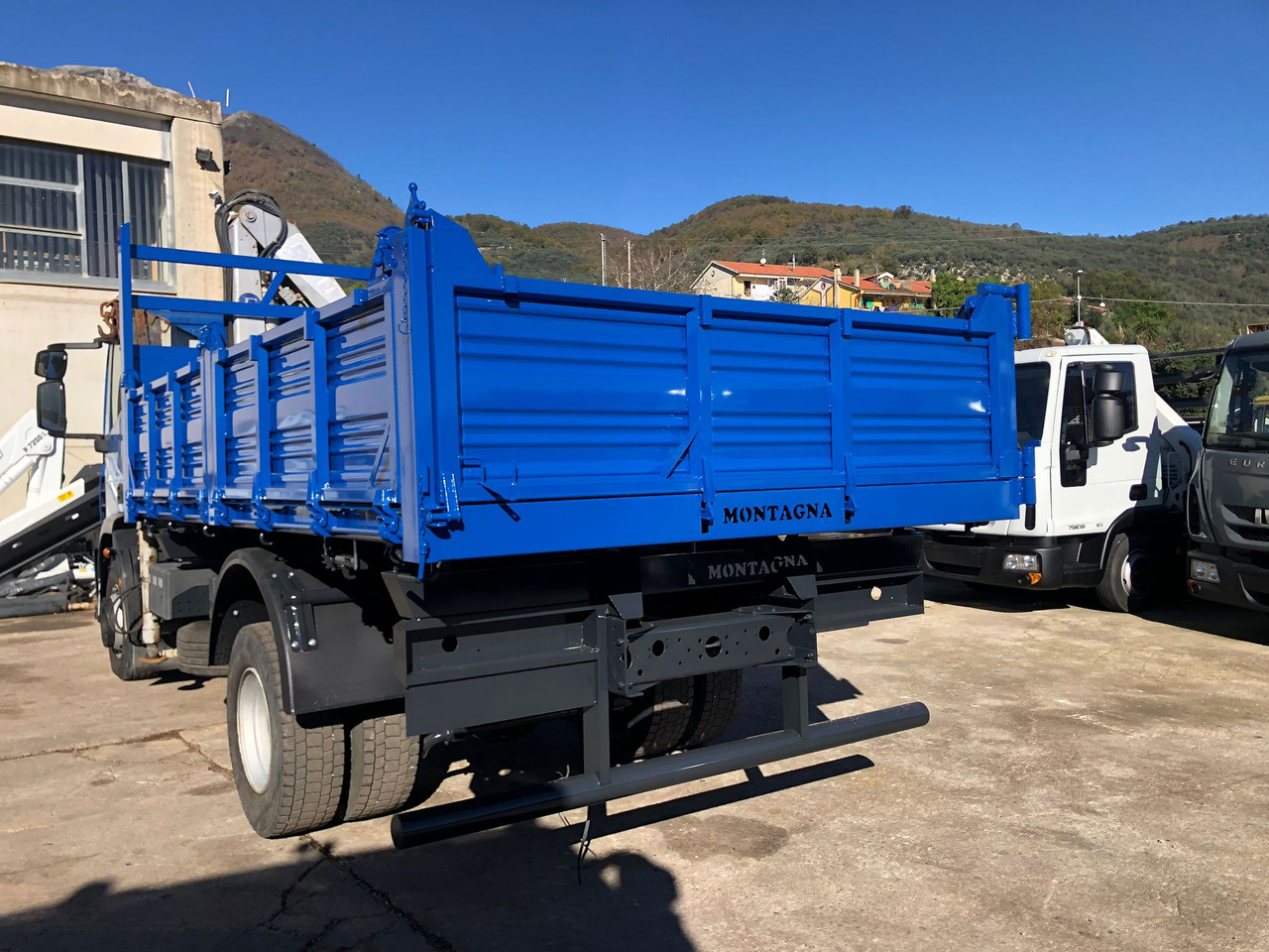 Crane truck, Tipper IVECO EUROCARGO 150E25P: picture 36 Crane truck, Tipper IVECO EUROCARGO 150E25P: picture 36
