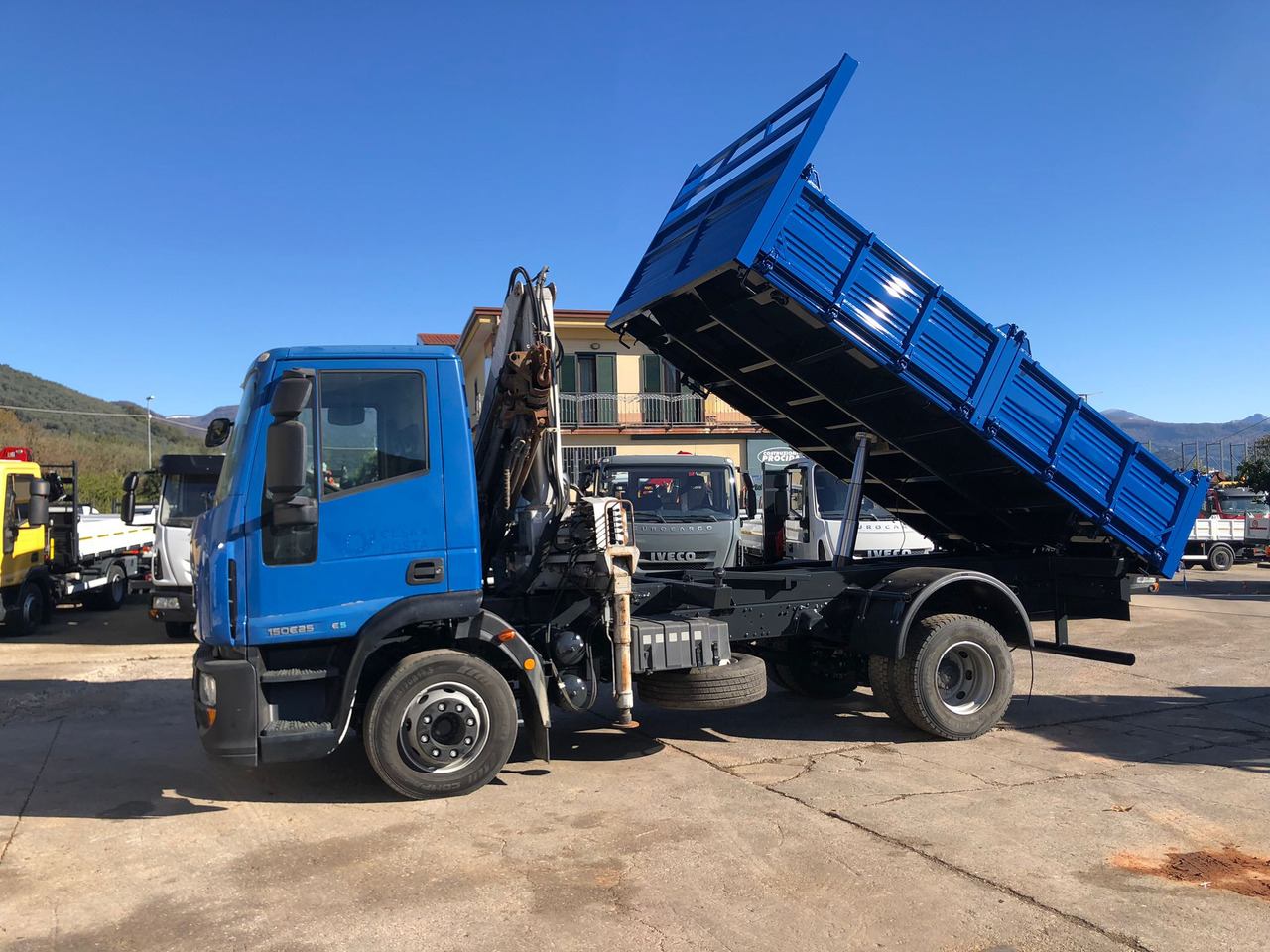 Crane truck, Tipper IVECO EUROCARGO 150E25P: picture 18 Crane truck, Tipper IVECO EUROCARGO 150E25P: picture 18