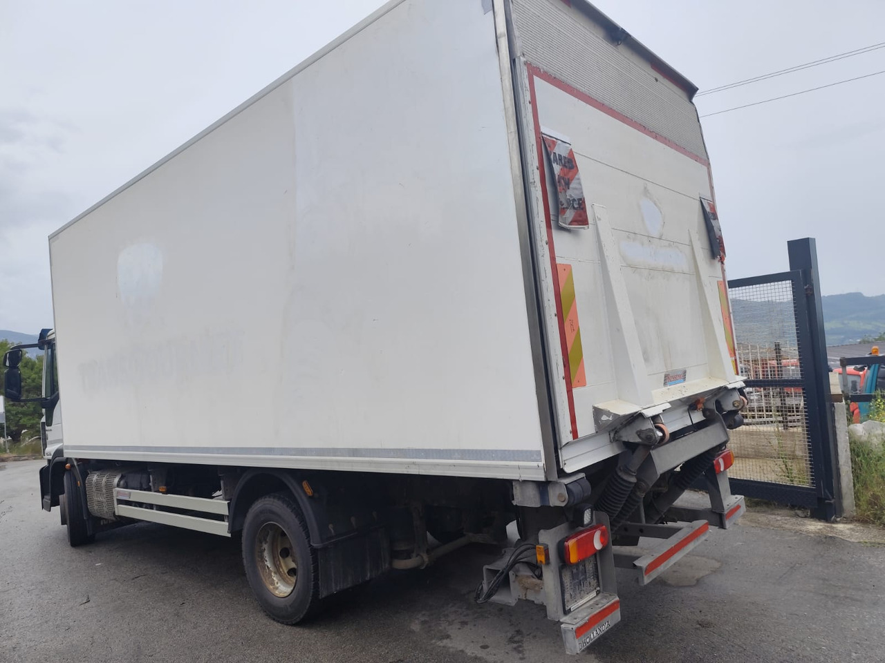 IVECO EUROCARGO 160-280 - Box truck, Crane truck: picture 4 IVECO EUROCARGO 160-280 - Box truck, Crane truck: picture 4