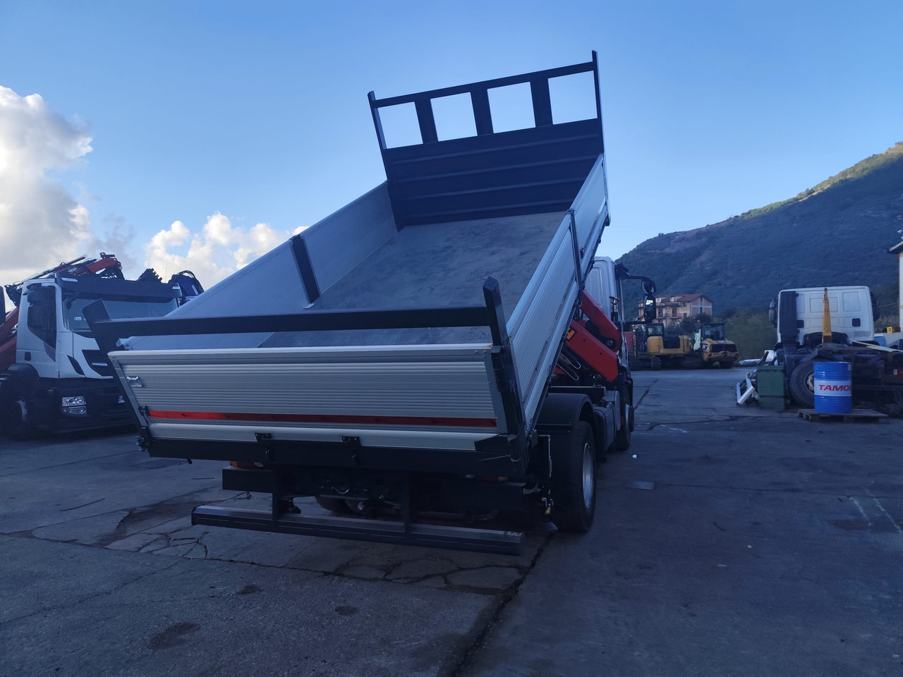 Crane truck IVECO EUROCARGO 160E30: picture 35