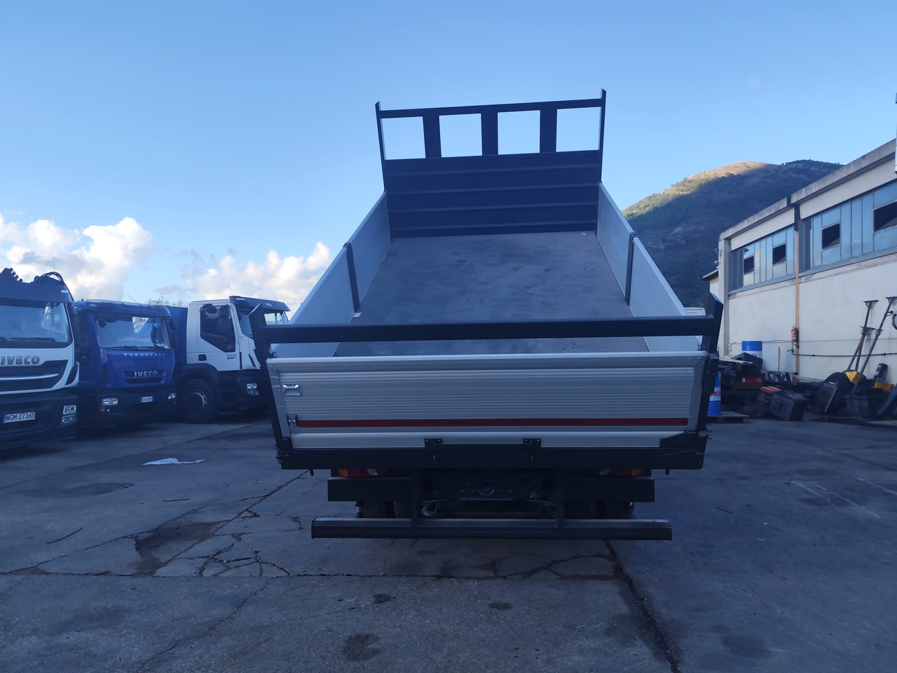 Crane truck IVECO EUROCARGO 160E30: picture 34