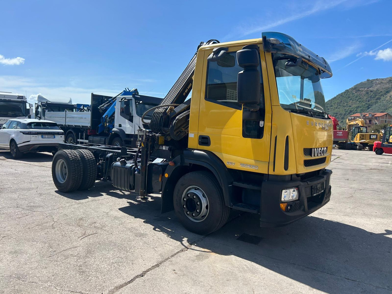 Crane truck IVECO EUROCARGO 160E30: picture 11