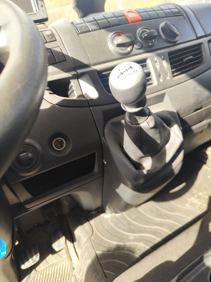 IVECO EUROCARGO 75-160 - Crane truck: picture 4 IVECO EUROCARGO 75-160 - Crane truck: picture 4