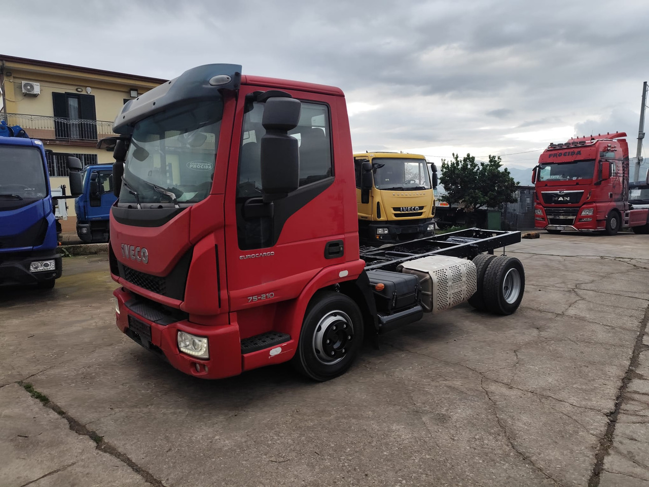Tipper IVECO EUROCARGO 75-210: picture 41