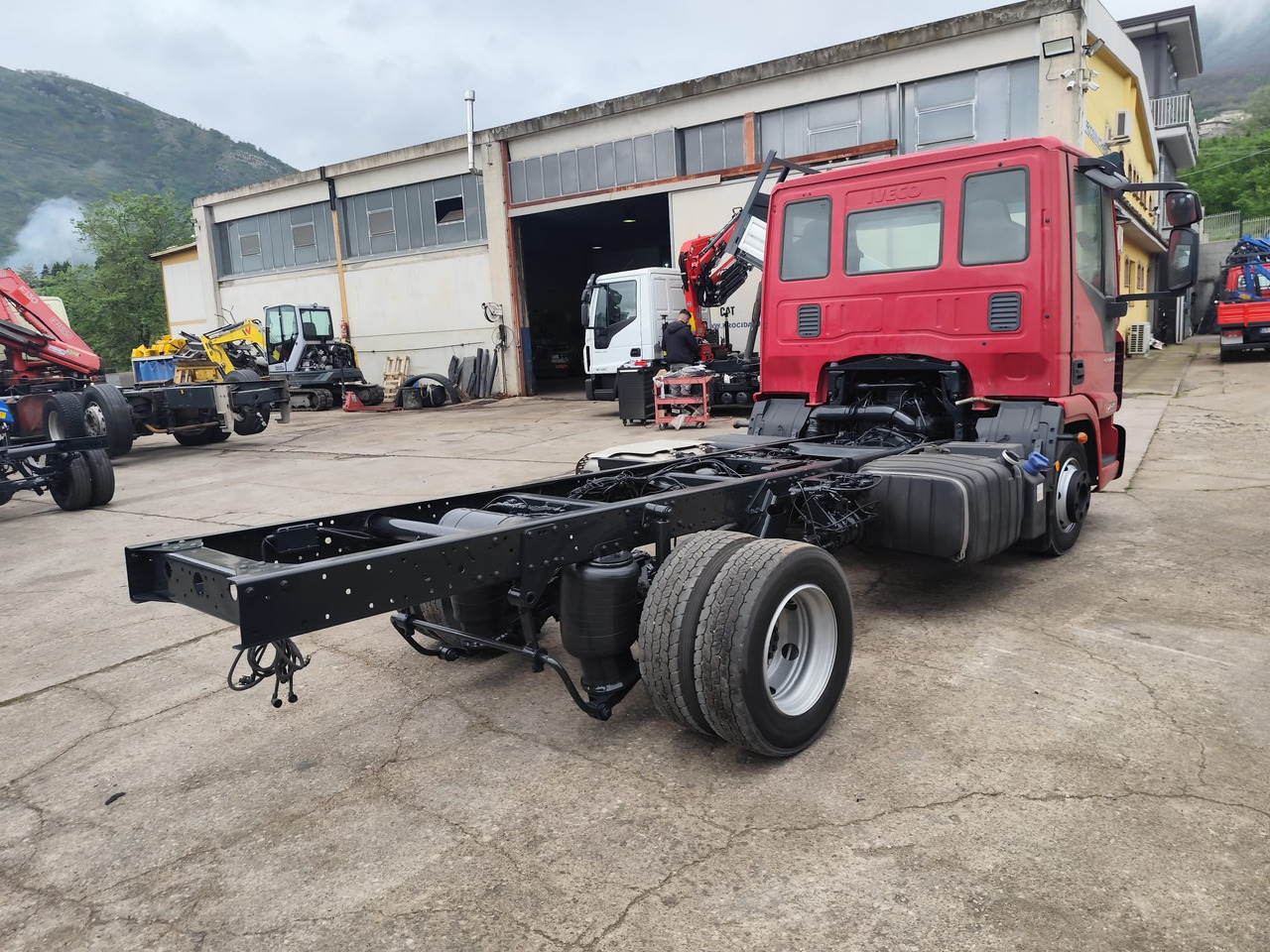 Tipper IVECO EUROCARGO 75-210: picture 25
