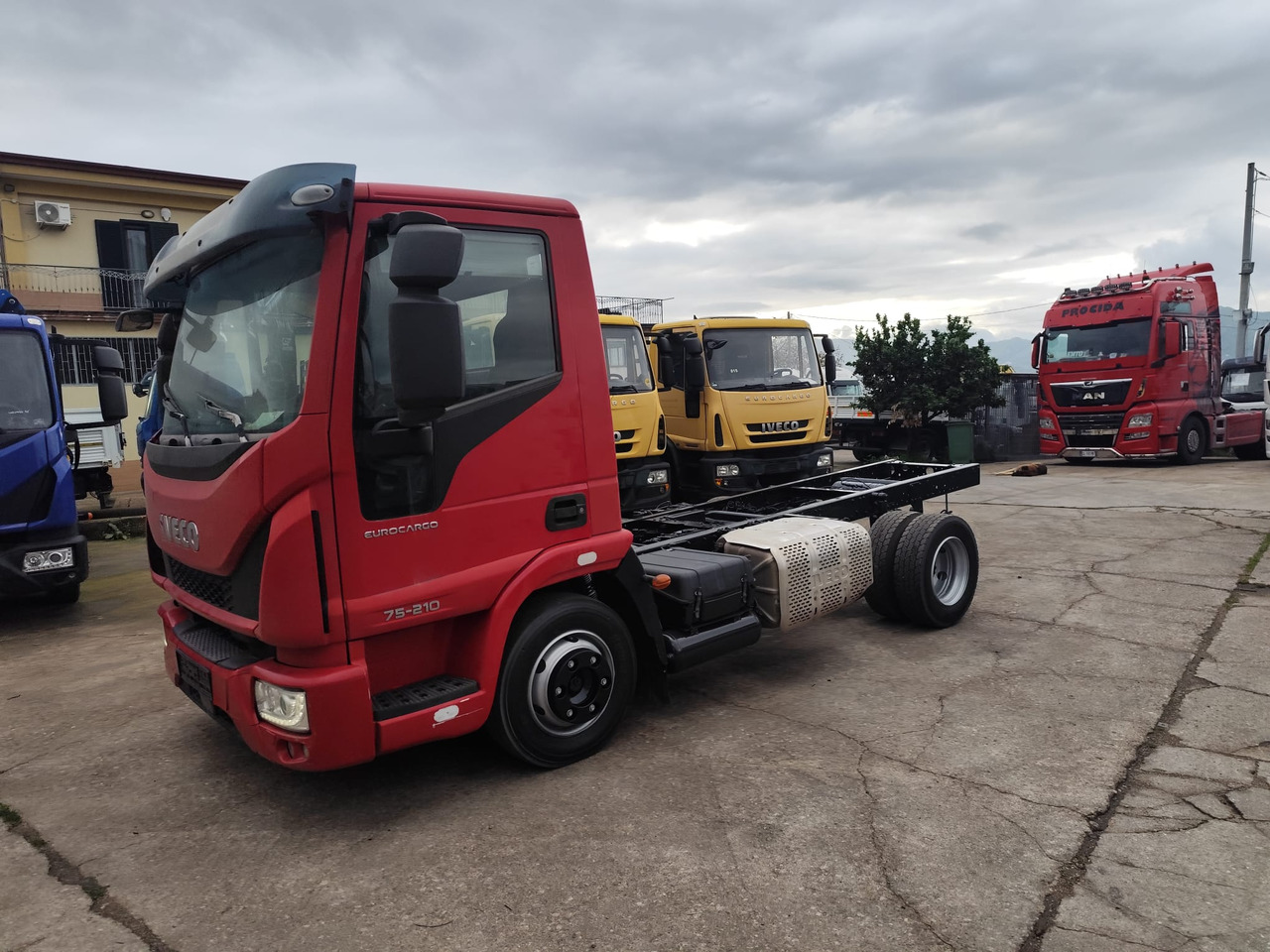 Tipper IVECO EUROCARGO 75-210: picture 42