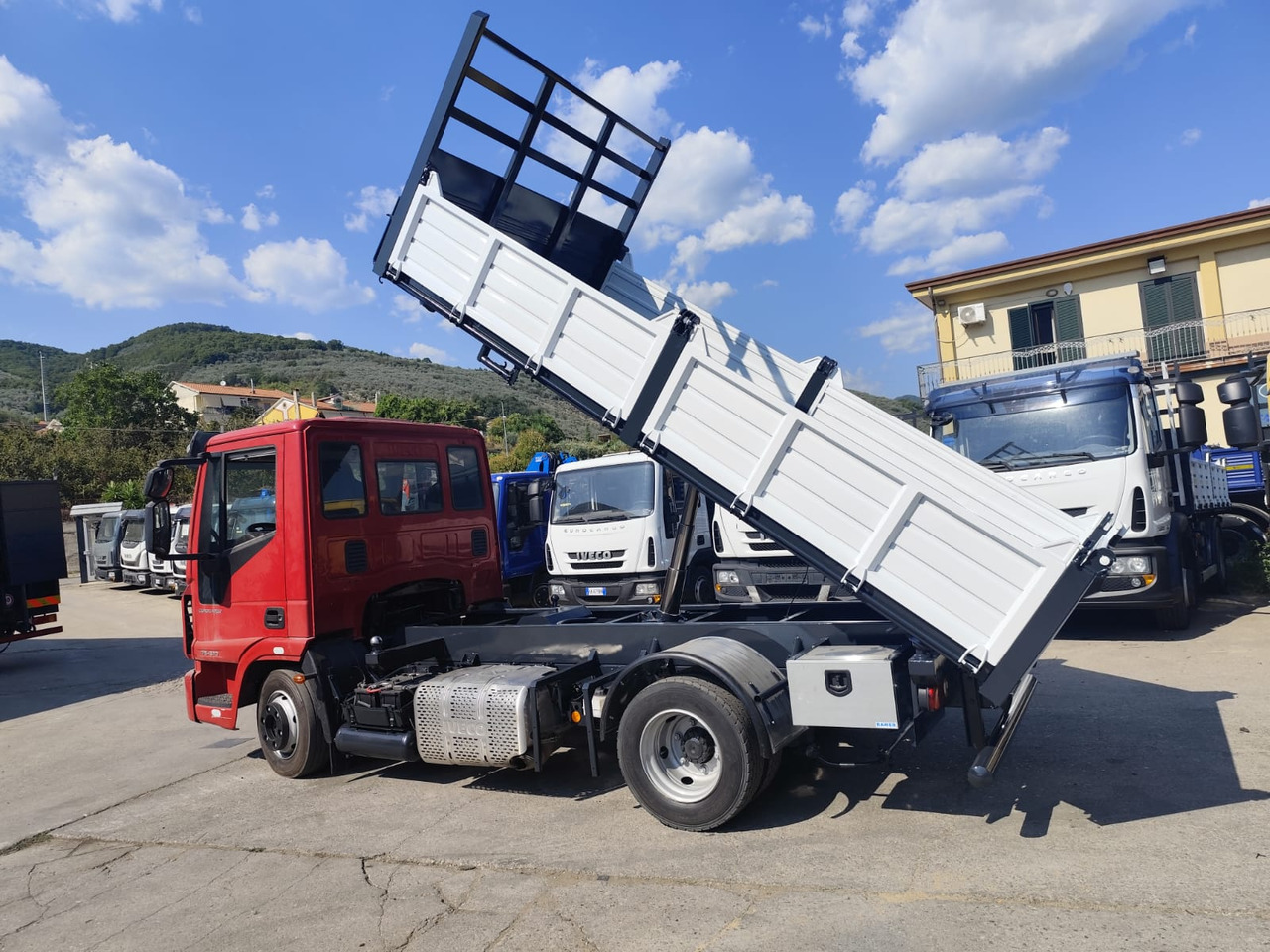 Cab chassis truck IVECO EUROCARGO 80-190: picture 35
