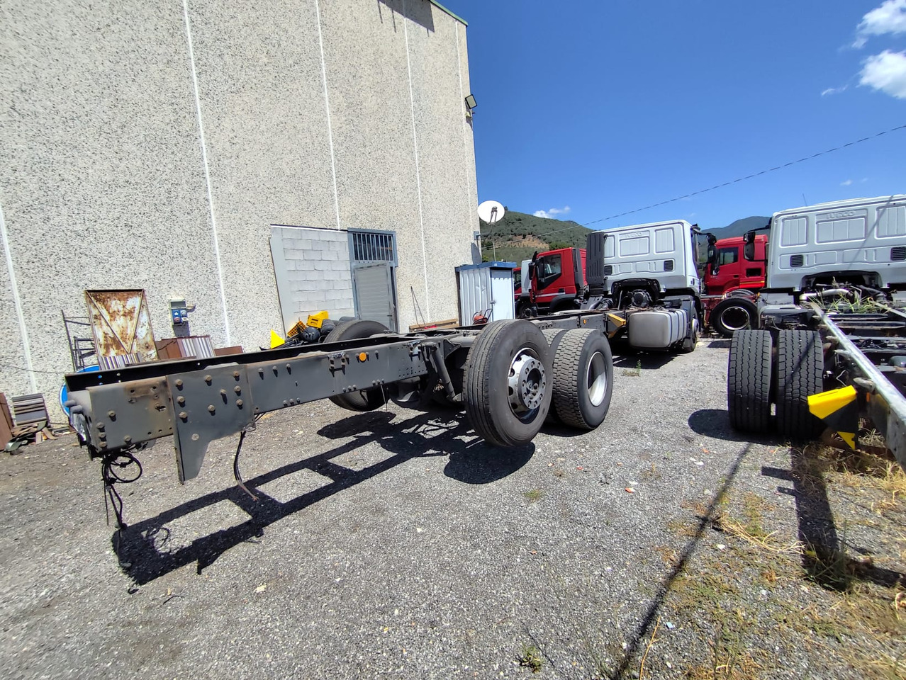 Cab chassis truck IVECO STRALIS AD 260S31: picture 19
