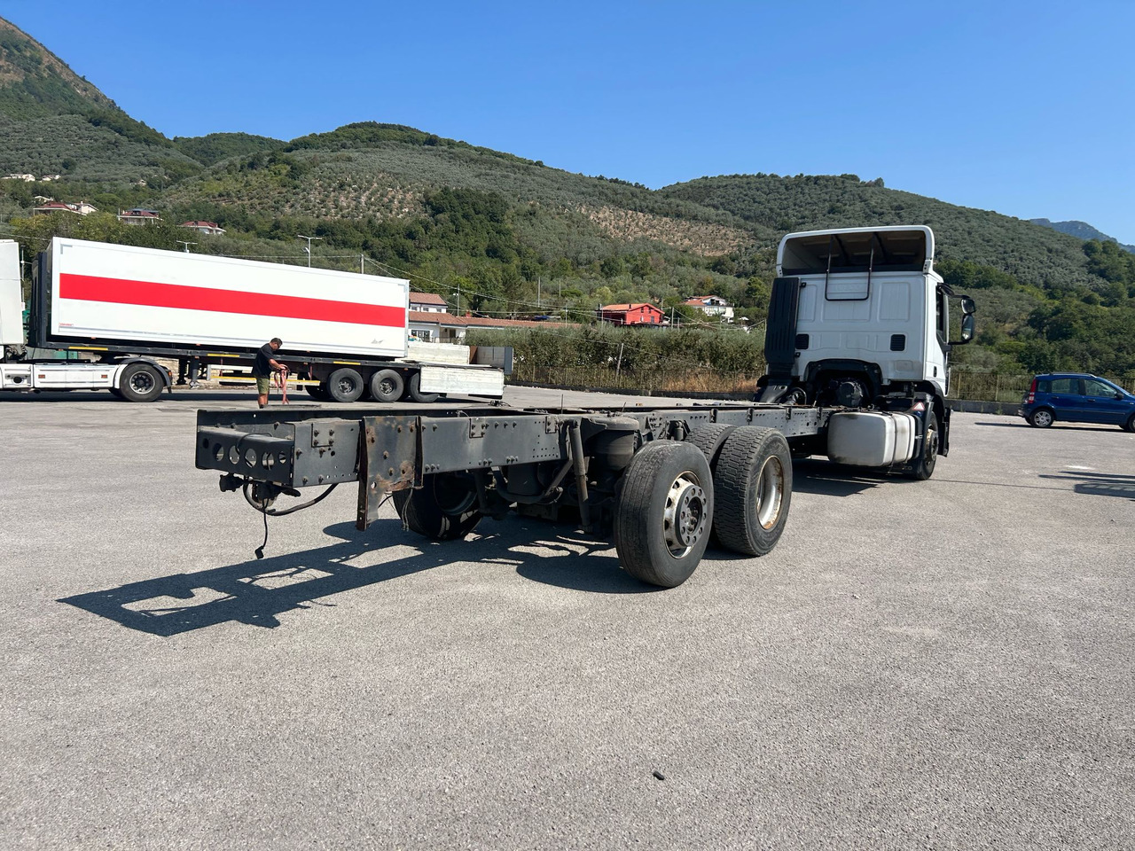 IVECO STRALIS AD 260S31 XP - Cab chassis truck: picture 2 IVECO STRALIS AD 260S31 XP - Cab chassis truck: picture 2