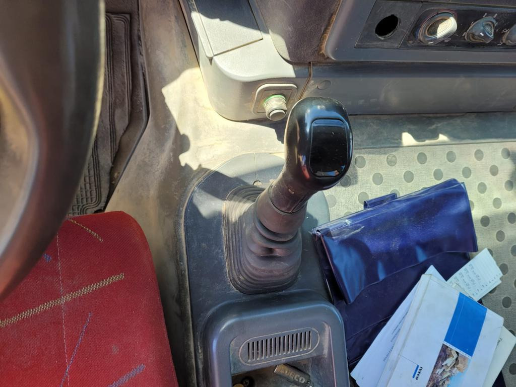 Crane truck, Tipper IVECO TRAKKER 260T36: picture 29 Crane truck, Tipper IVECO TRAKKER 260T36: picture 29