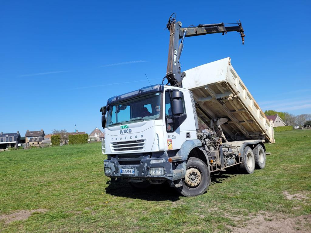 Crane truck, Tipper IVECO TRAKKER 260T36: picture 14 Crane truck, Tipper IVECO TRAKKER 260T36: picture 14