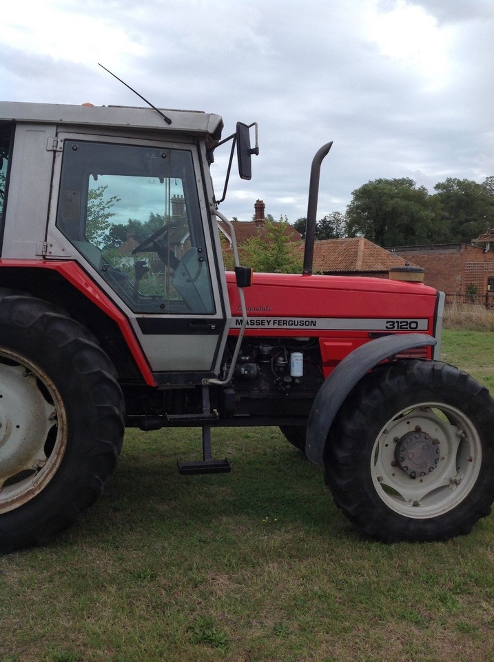 Massey Ferguson 3120 - Farm tractor: picture 3 Massey Ferguson 3120 - Farm tractor: picture 3