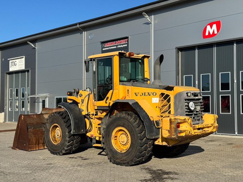 Volvo L90F - Wheel loader: picture 3 Volvo L90F - Wheel loader: picture 3