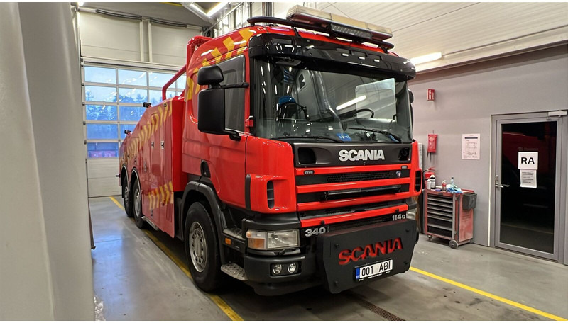Scania P114 - Tow truck: picture 2 Scania P114 - Tow truck: picture 2