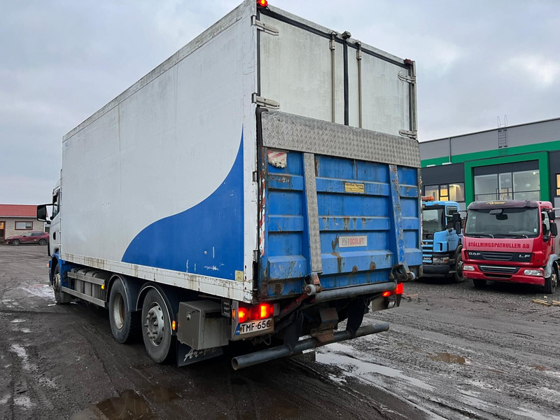 Scania R124 - Refrigerator truck: picture 4 Scania R124 - Refrigerator truck: picture 4
