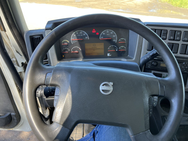 Box truck Volvo FL 290: picture 12