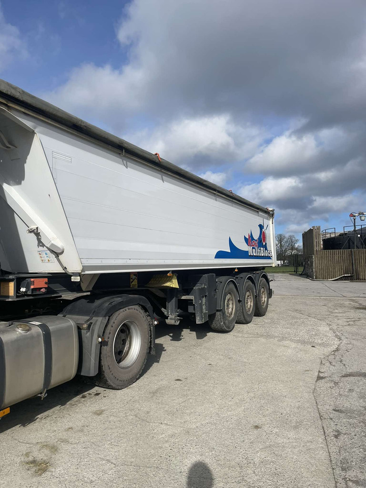 BENALU c39 leasing BENALU c39: picture 7 BENALU c39 leasing BENALU c39: picture 7