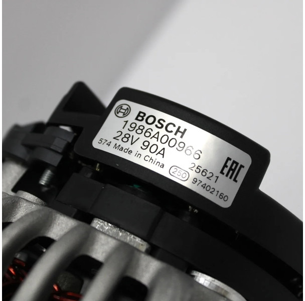 Iveco Eurocargo Dynamo 4892320 | 2995978 Nieuw! - Alternator for Truck: picture 3 Iveco Eurocargo Dynamo 4892320 | 2995978 Nieuw! - Alternator for Truck: picture 3