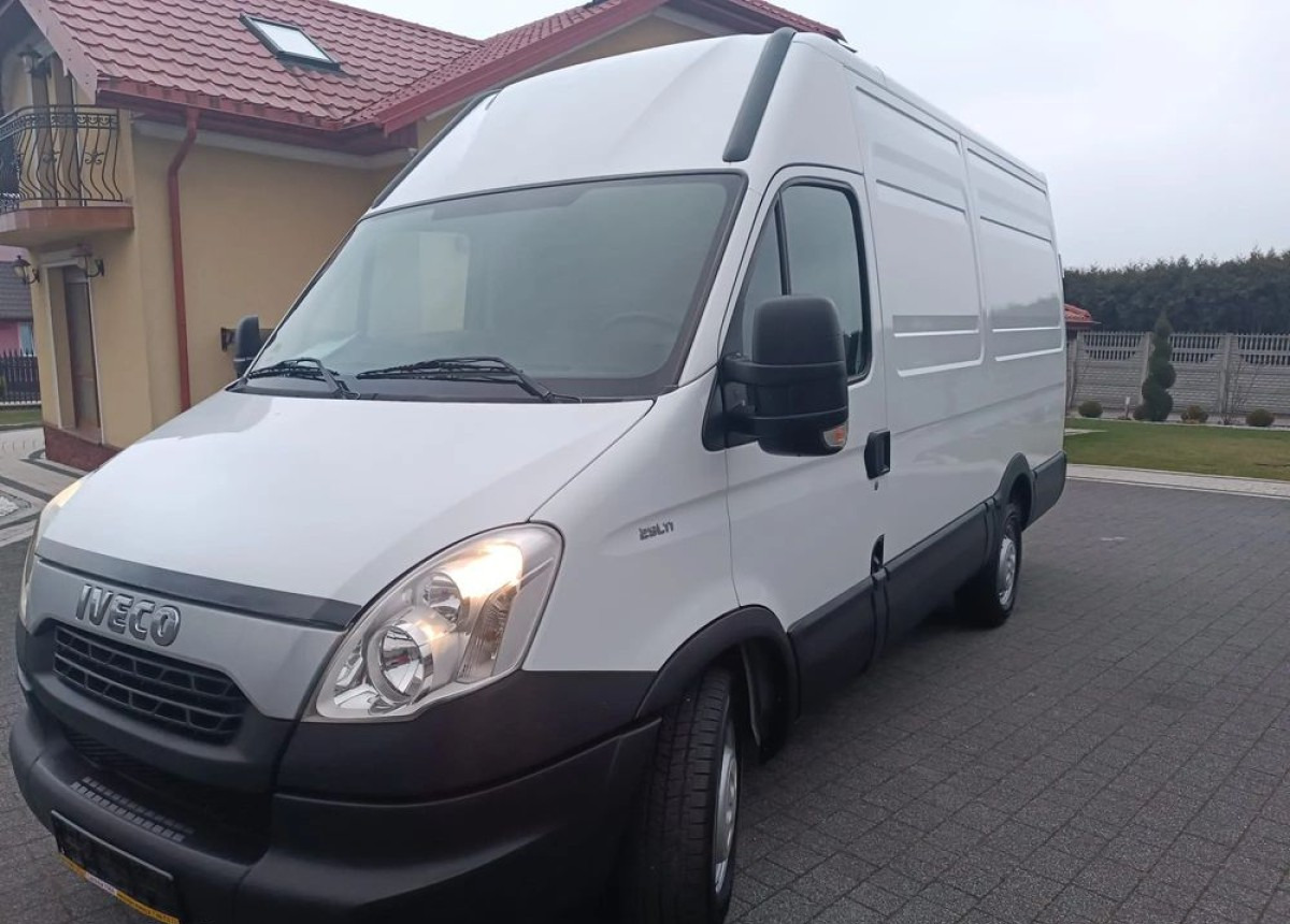 Iveco Dailly 2.3 - Panel van: picture 2 Iveco Dailly 2.3 - Panel van: picture 2