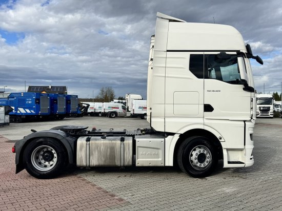 MAN TGX 18.520 Retarder Schubbodenhydraulik Neue Model TG3 - Tractor unit: picture 4 MAN TGX 18.520 Retarder Schubbodenhydraulik Neue Model TG3 - Tractor unit: picture 4