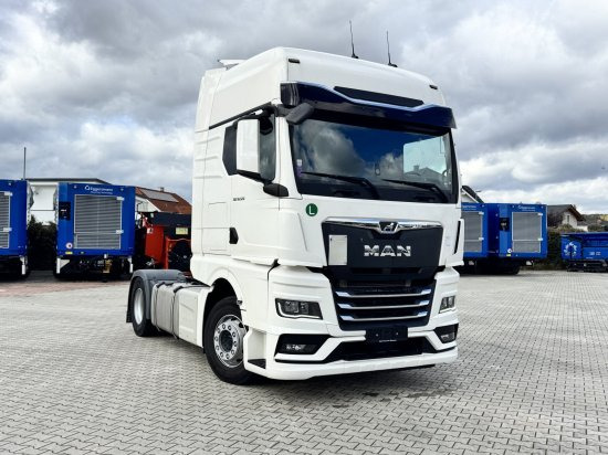 MAN TGX 18.520 Retarder Schubbodenhydraulik Neue Model TG3 - Tractor unit: picture 1 MAN TGX 18.520 Retarder Schubbodenhydraulik Neue Model TG3 - Tractor unit: picture 1