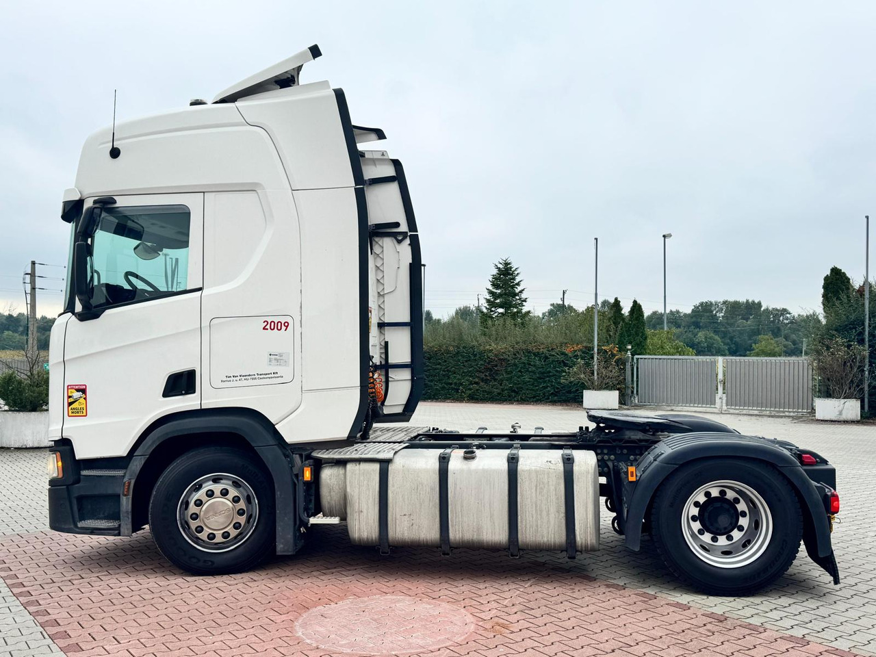 Scania R450 more units available - Tractor unit: picture 4 Scania R450 more units available - Tractor unit: picture 4