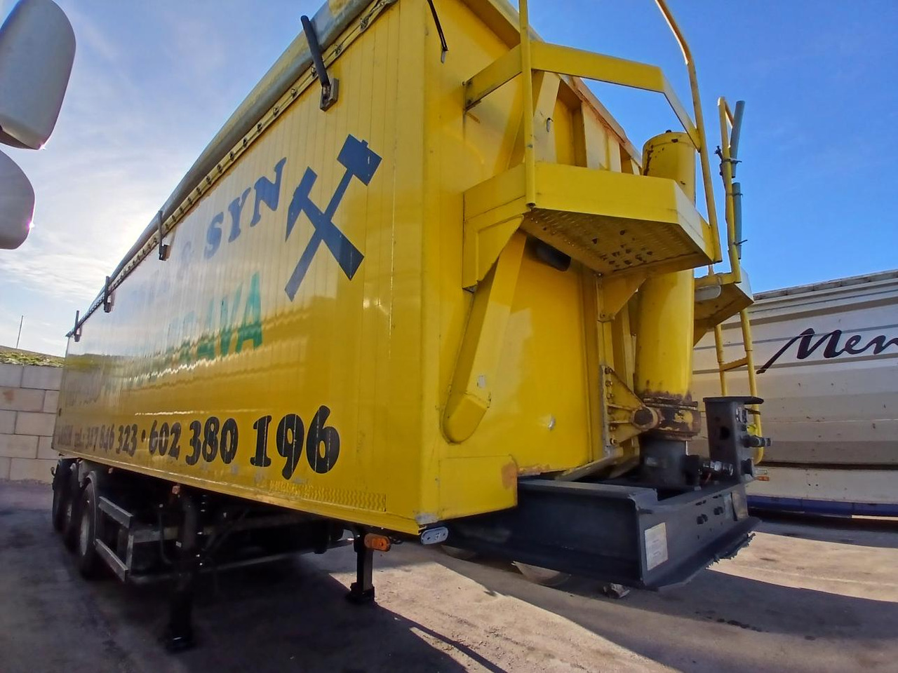 BENALU - Tipper semi-trailer: picture 2 BENALU - Tipper semi-trailer: picture 2