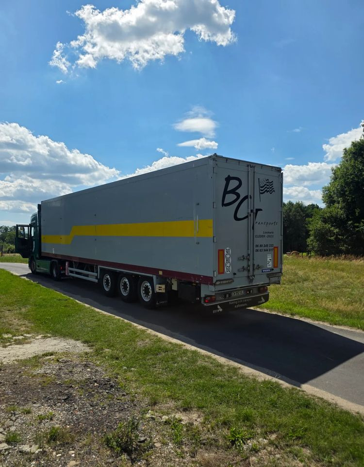 Stas S3-SZ334V - Walking floor semi-trailer: picture 5 Stas S3-SZ334V - Walking floor semi-trailer: picture 5