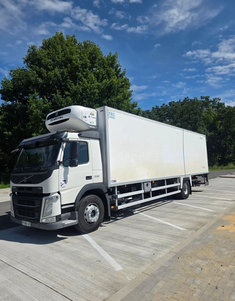 Volvo FM 330 D 11 EURO 6-D - Refrigerator truck: picture 1 Volvo FM 330 D 11 EURO 6-D - Refrigerator truck: picture 1