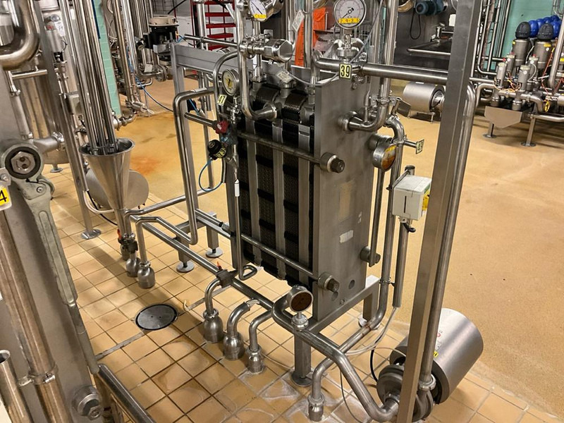 Alfa Romeo Laval CL1P 6-RM - Food processing equipment: picture 2 Alfa Romeo Laval CL1P 6-RM - Food processing equipment: picture 2