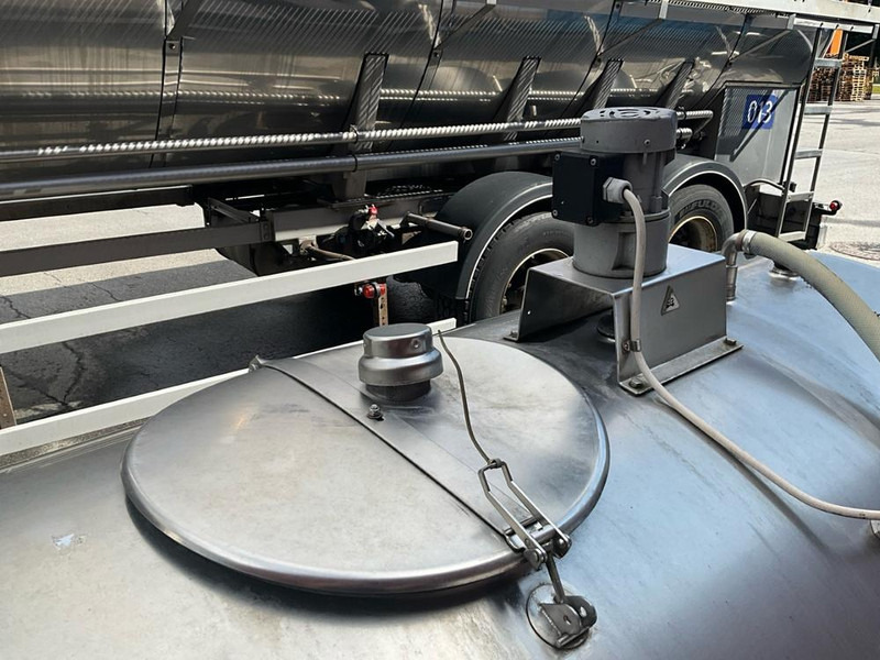 Weldholms DF 953 AD - Food processing equipment: picture 4 Weldholms DF 953 AD - Food processing equipment: picture 4