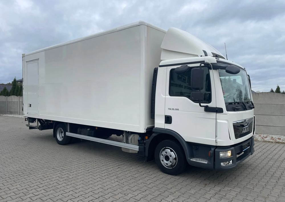 MAN TGL 8.190 KLIMA , PODUSZKI! - Box truck: picture 4 MAN TGL 8.190 KLIMA , PODUSZKI! - Box truck: picture 4