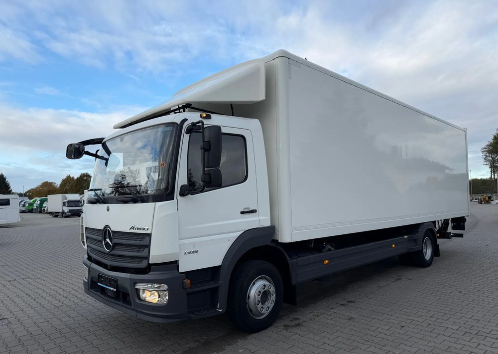Mercedes-Benz ATEGO 1318 IZOTERMA 20 PALET! - Box truck: picture 2 Mercedes-Benz ATEGO 1318 IZOTERMA 20 PALET! - Box truck: picture 2