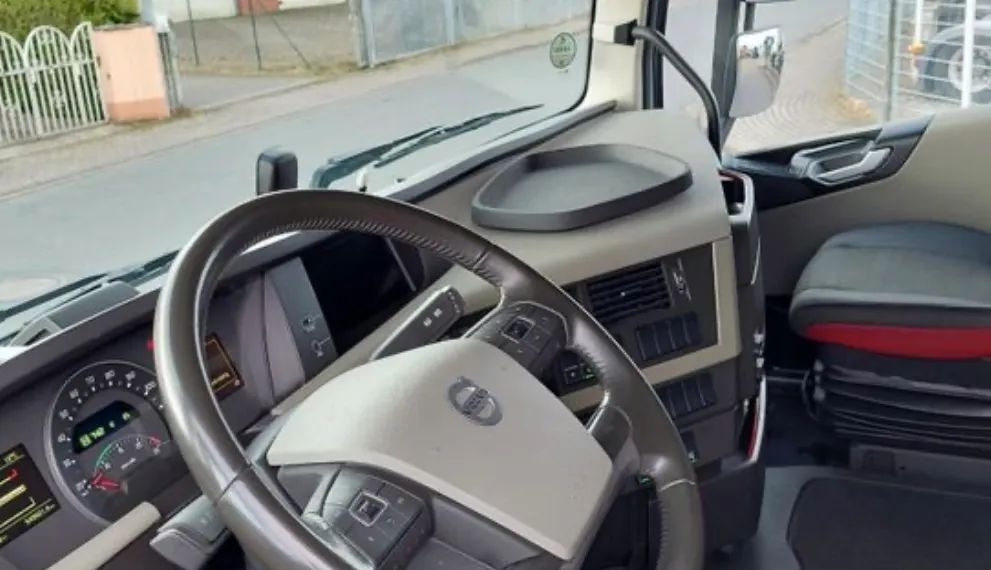 Volvo FH 460 - Tractor unit: picture 4 Volvo FH 460 - Tractor unit: picture 4