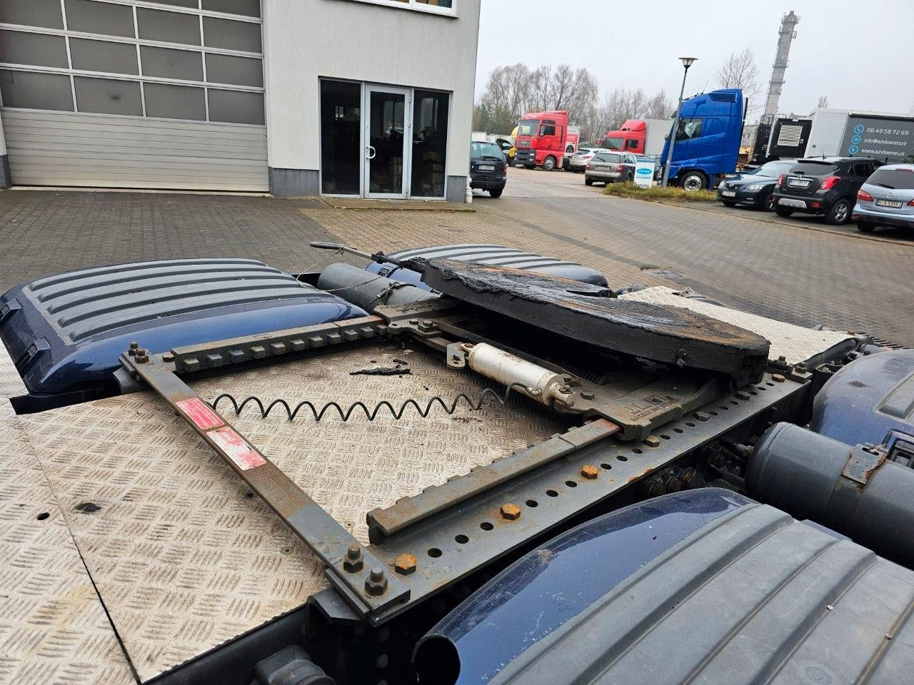 Scania R520 V8 6x2 Lenk/Liftachse Vollaustattung EURO6 - Tractor unit: picture 5 Scania R520 V8 6x2 Lenk/Liftachse Vollaustattung EURO6 - Tractor unit: picture 5