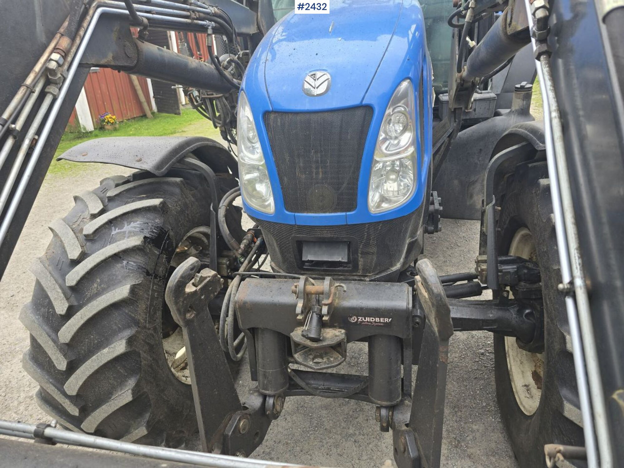 New Holland TS 125A med Frontlastare - Farm tractor: picture 4 New Holland TS 125A med Frontlastare - Farm tractor: picture 4