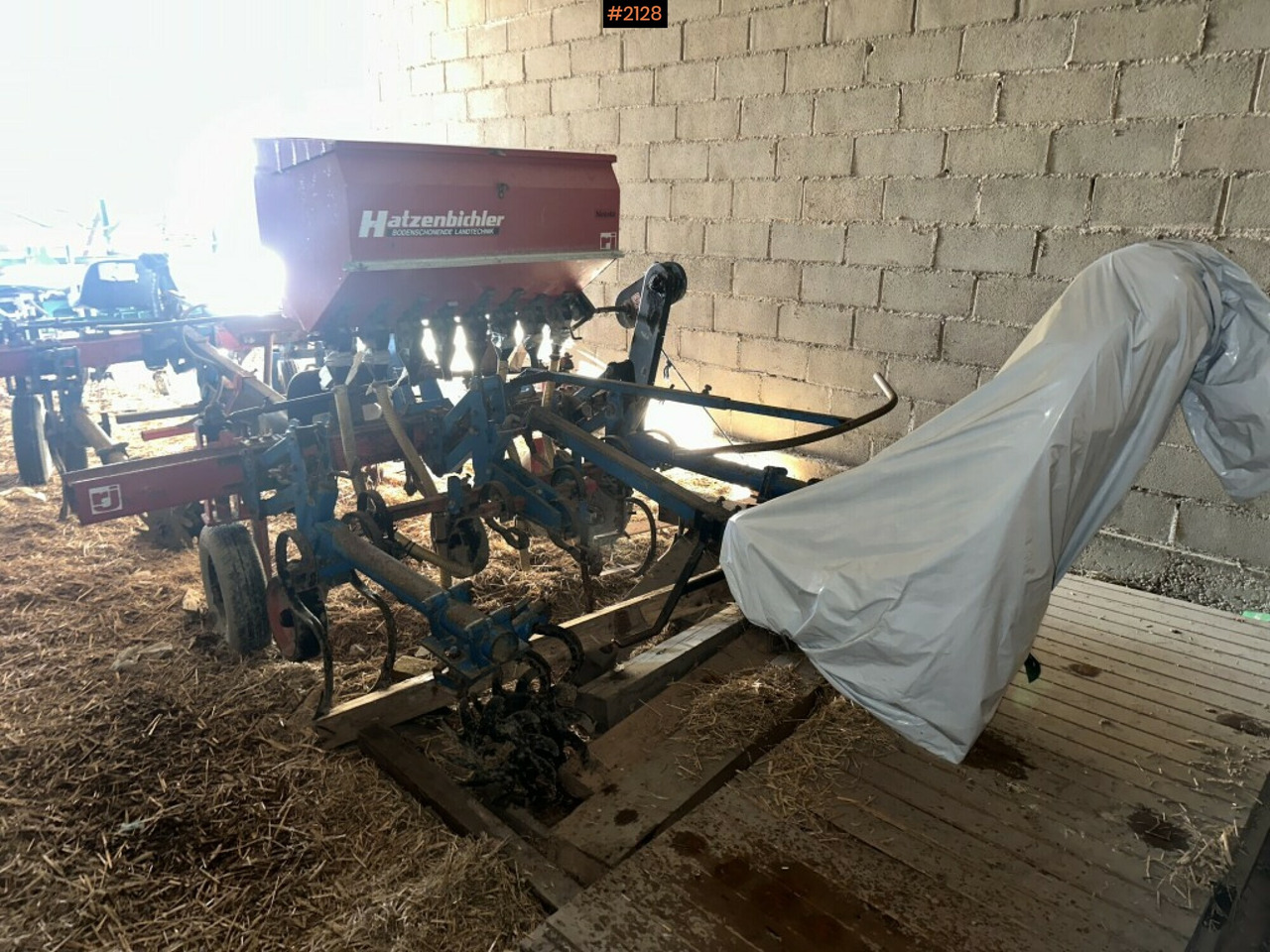 Row crop cleaner Hatzenbichler with fertilizer - Soil tillage equipment: picture 3 Row crop cleaner Hatzenbichler with fertilizer - Soil tillage equipment: picture 3