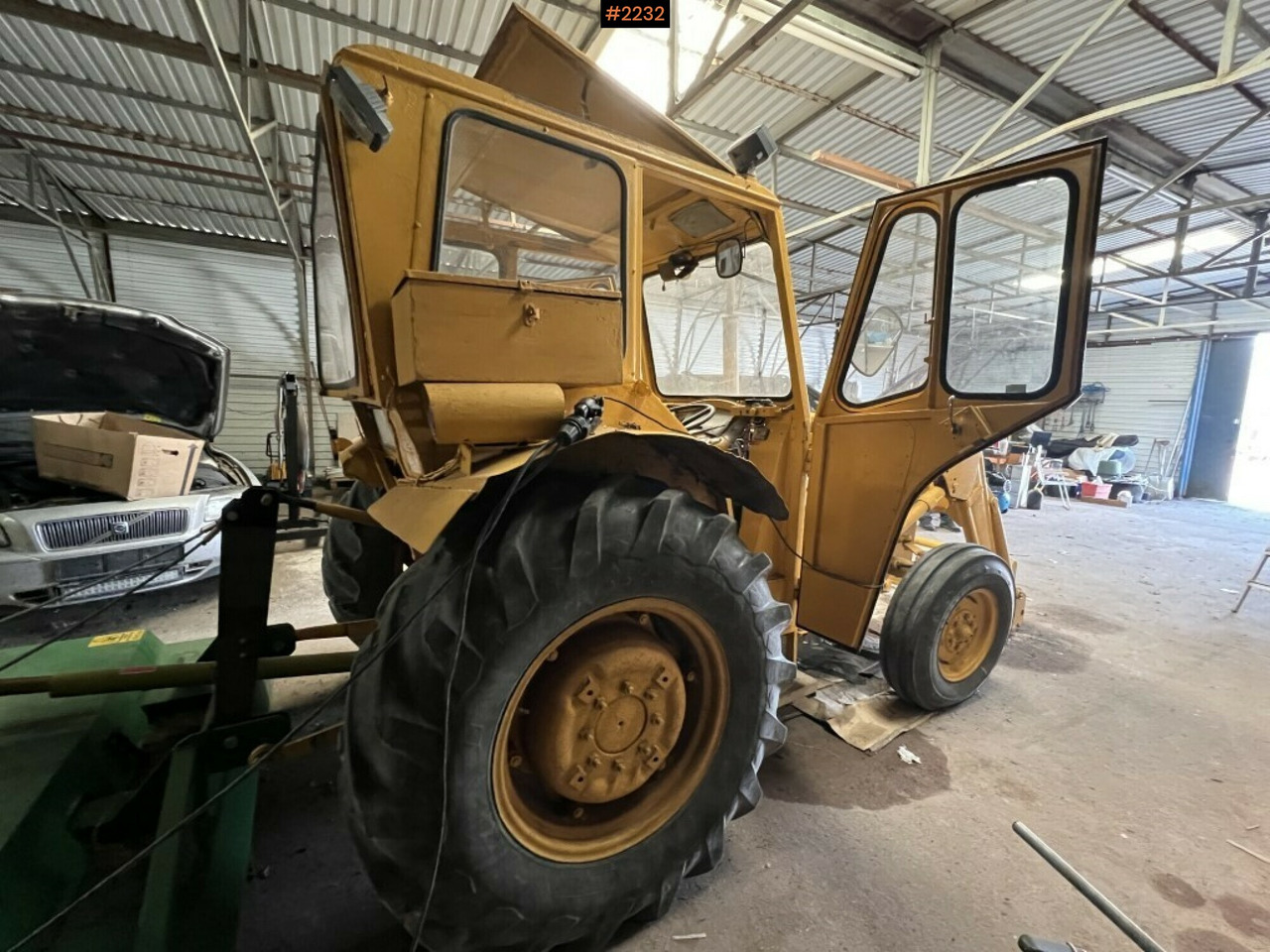 Tractor- MASSEY-FERGUSON 203 - Farm tractor: picture 4 Tractor- MASSEY-FERGUSON 203 - Farm tractor: picture 4