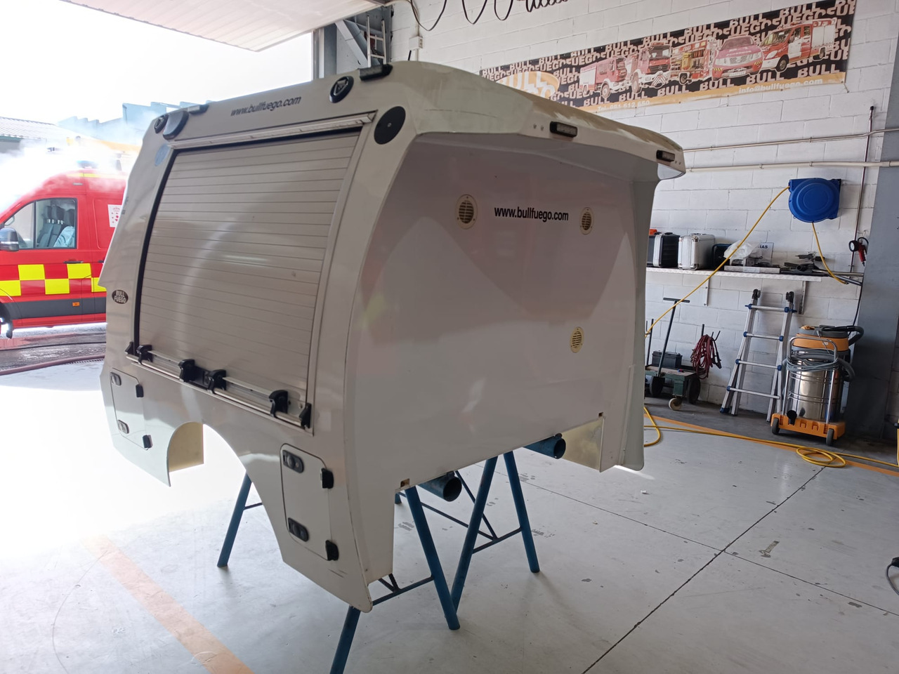 Ford Ranger Pick-up super cab - Swap body - box: picture 2 Ford Ranger Pick-up super cab - Swap body - box: picture 2