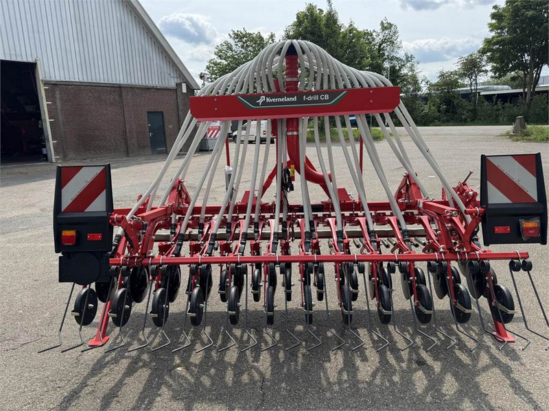 Kverneland CB 3000 - Sowing equipment: picture 2 Kverneland CB 3000 - Sowing equipment: picture 2