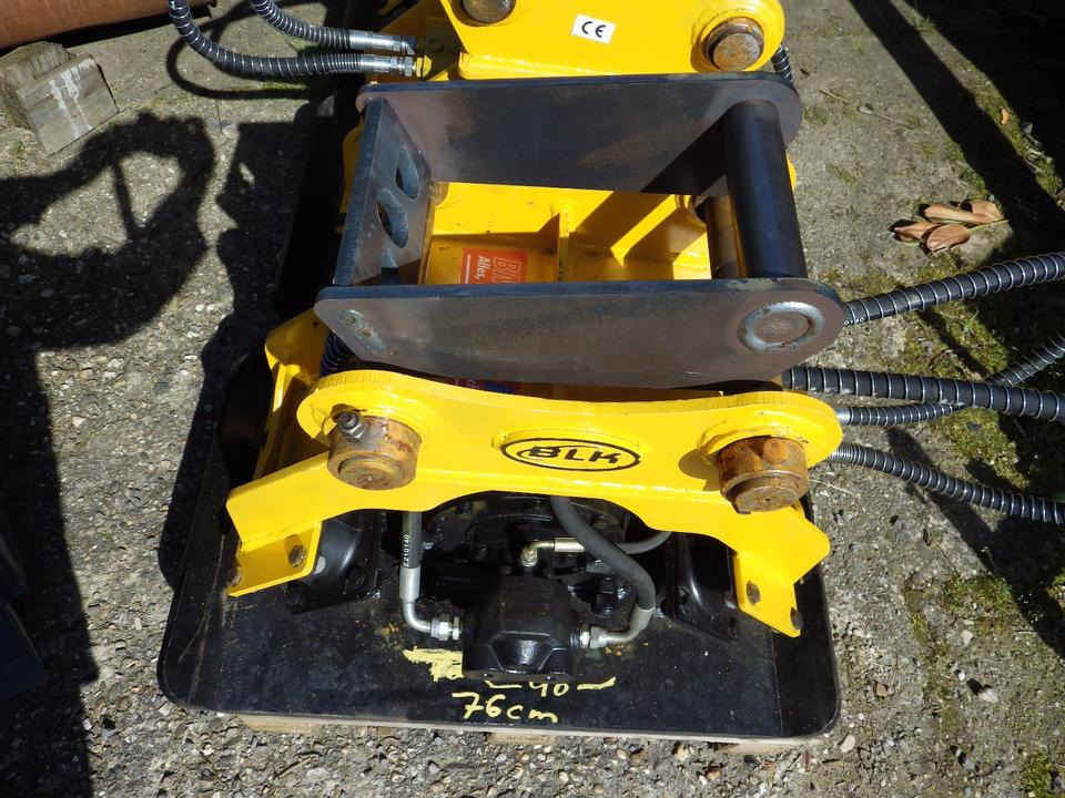 Anbauverdichter BLK4  Hydro-Rüttelplatte MS03  (netto 2220,00) - Vibratory plate: picture 4 Anbauverdichter BLK4  Hydro-Rüttelplatte MS03  (netto 2220,00) - Vibratory plate: picture 4