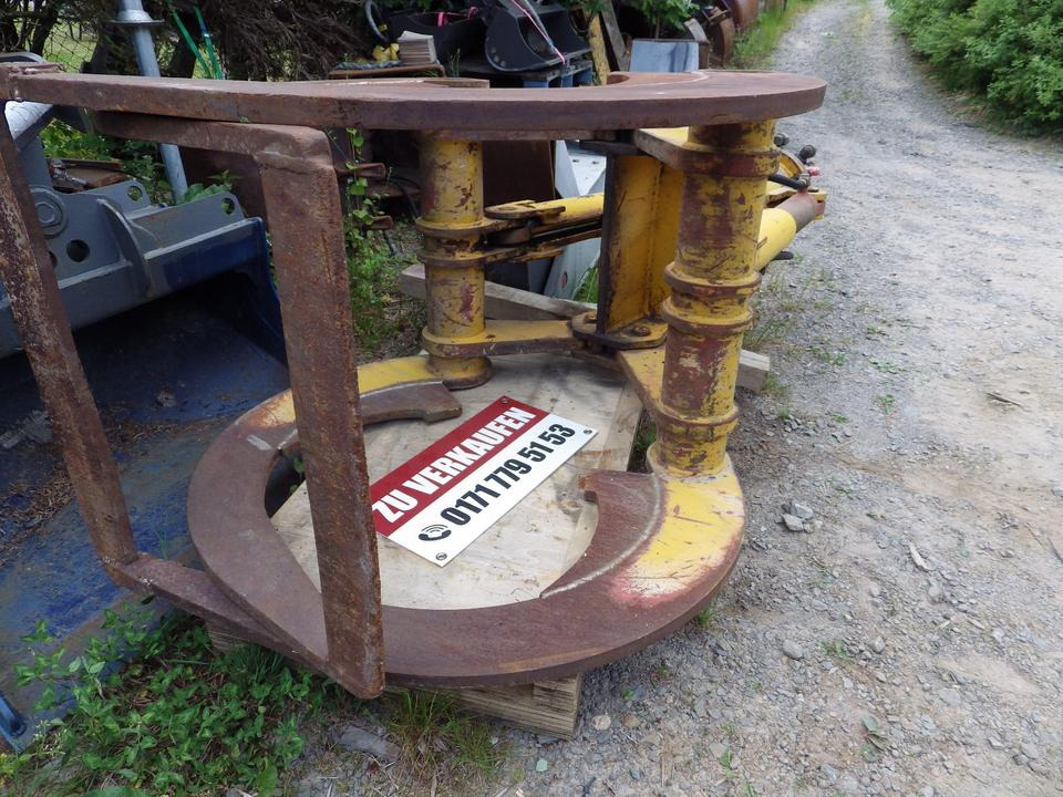 Holzgreifer (Peiner) für Bagger GÜNSTIG - Grapple for Construction machinery: picture 3 Holzgreifer (Peiner) für Bagger GÜNSTIG - Grapple for Construction machinery: picture 3