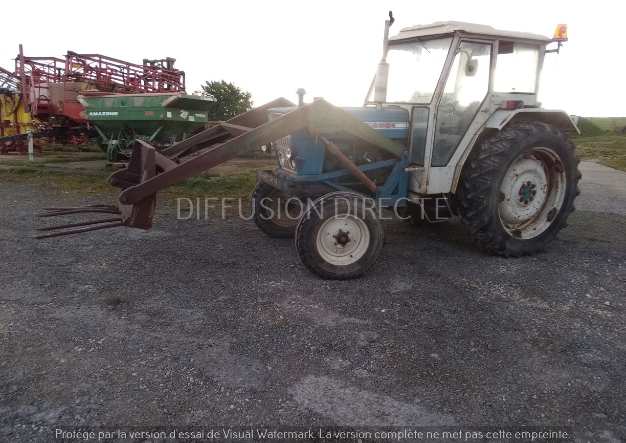 FORD TRACTEUR AGRICOLE 5000 SUPER MAJOR - Farm tractor: picture 3 FORD TRACTEUR AGRICOLE 5000 SUPER MAJOR - Farm tractor: picture 3