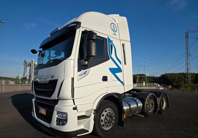 IvecoStralis 460 6x2 LNG/LBG - Tractor unit: picture 1 IvecoStralis 460 6x2 LNG/LBG - Tractor unit: picture 1