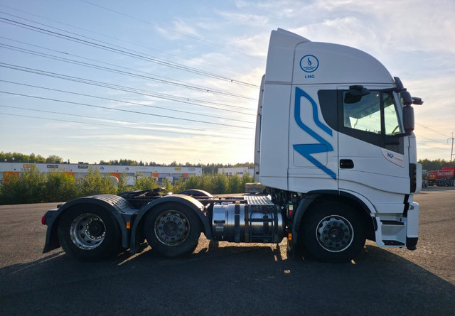 IvecoStralis 460 6x2 LNG/LBG - Tractor unit: picture 5 IvecoStralis 460 6x2 LNG/LBG - Tractor unit: picture 5