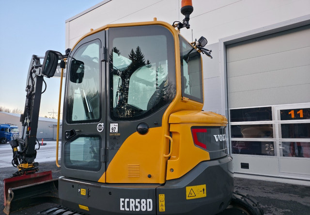 Crawler excavator VolvoECR58D + Engcon, Novatron: picture 9 Crawler excavator VolvoECR58D + Engcon, Novatron: picture 9