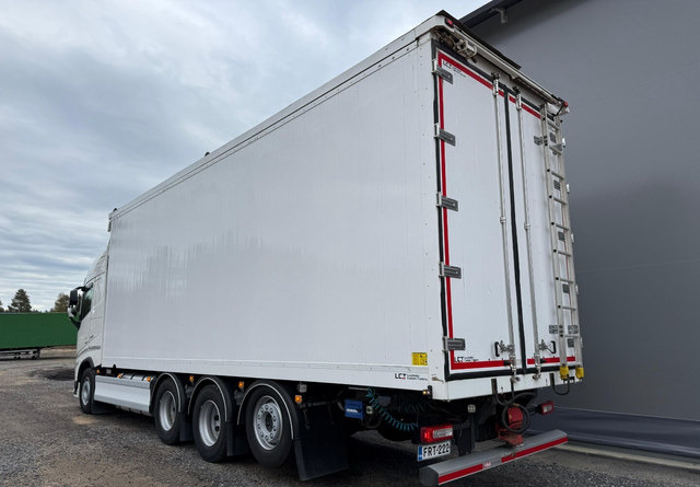 VolvoFH 540 8x4 66m3 - Box truck: picture 4 VolvoFH 540 8x4 66m3 - Box truck: picture 4