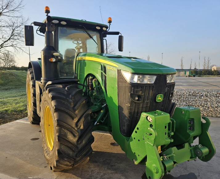 JOHN DEERE 8410 - Farm tractor: picture 1 JOHN DEERE 8410 - Farm tractor: picture 1