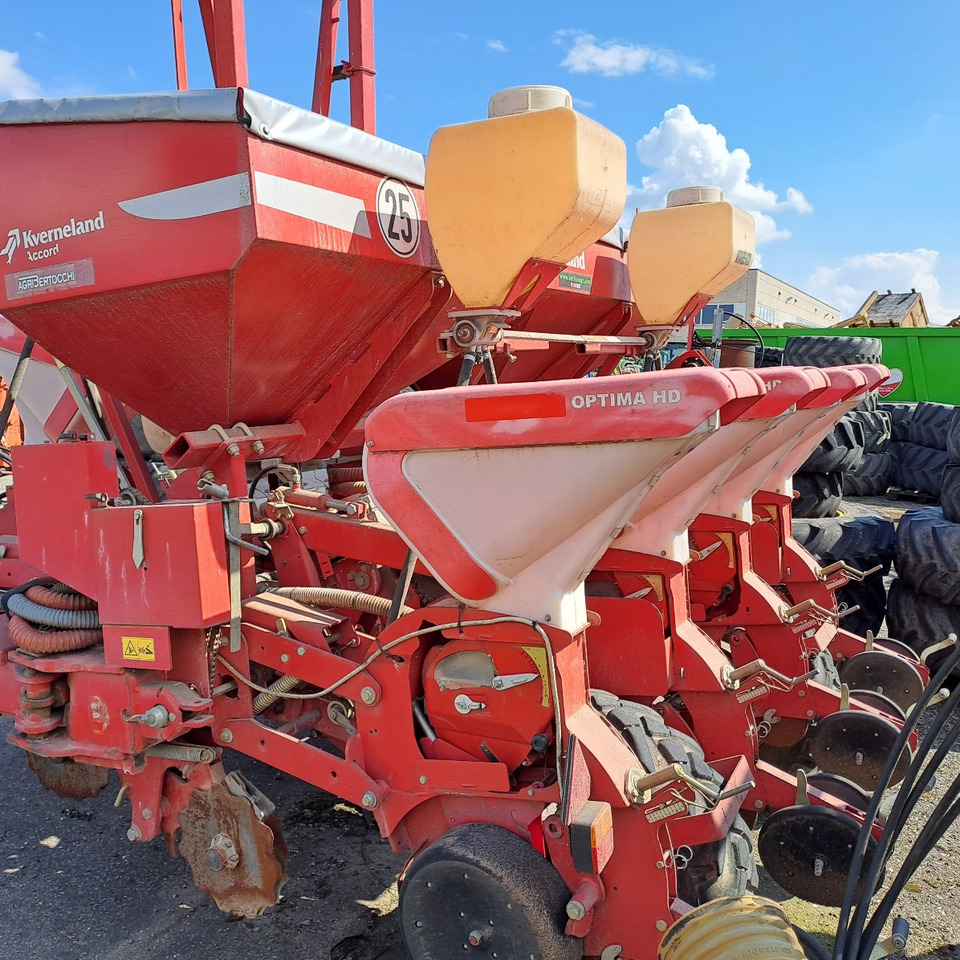 Precision sowing machine SEMINATRICE KVERNELAND ACCORD OPTIMA HD: picture 7