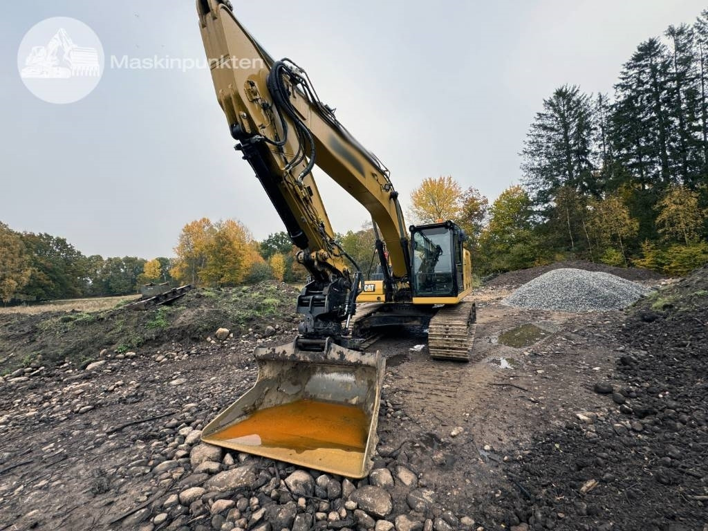 CAT 323 - Crawler excavator: picture 1 CAT 323 - Crawler excavator: picture 1